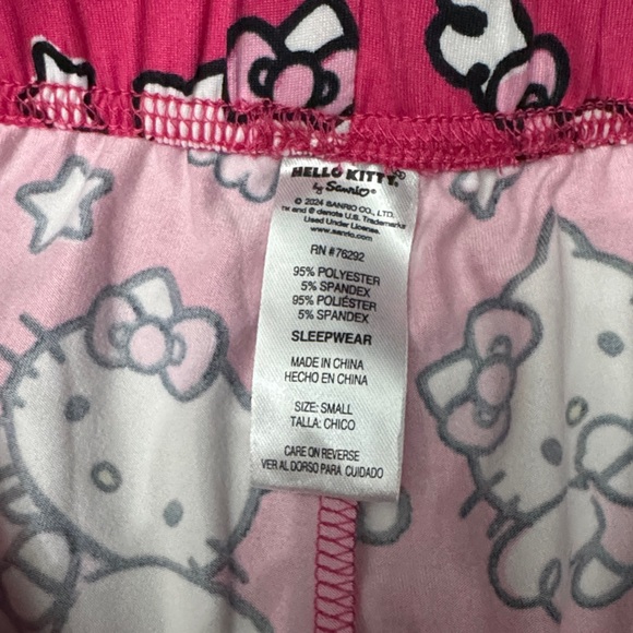Hello kitty pajama set small - Picture 7 of 9